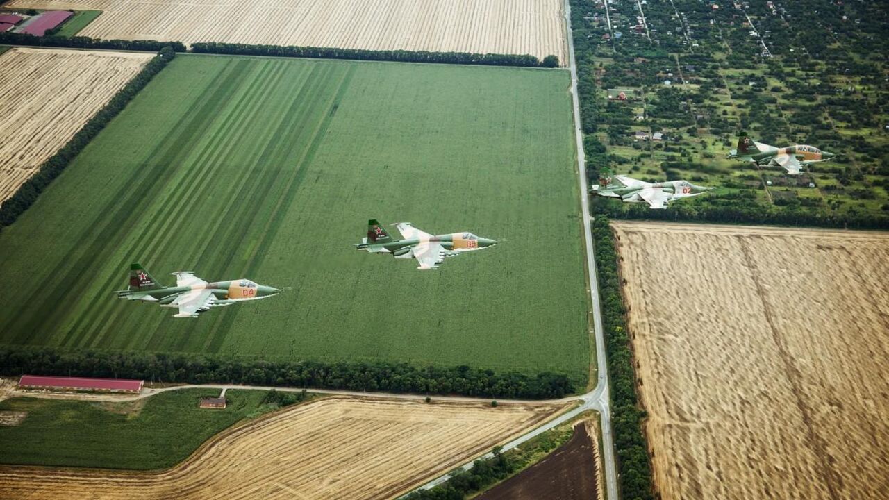 Su-25