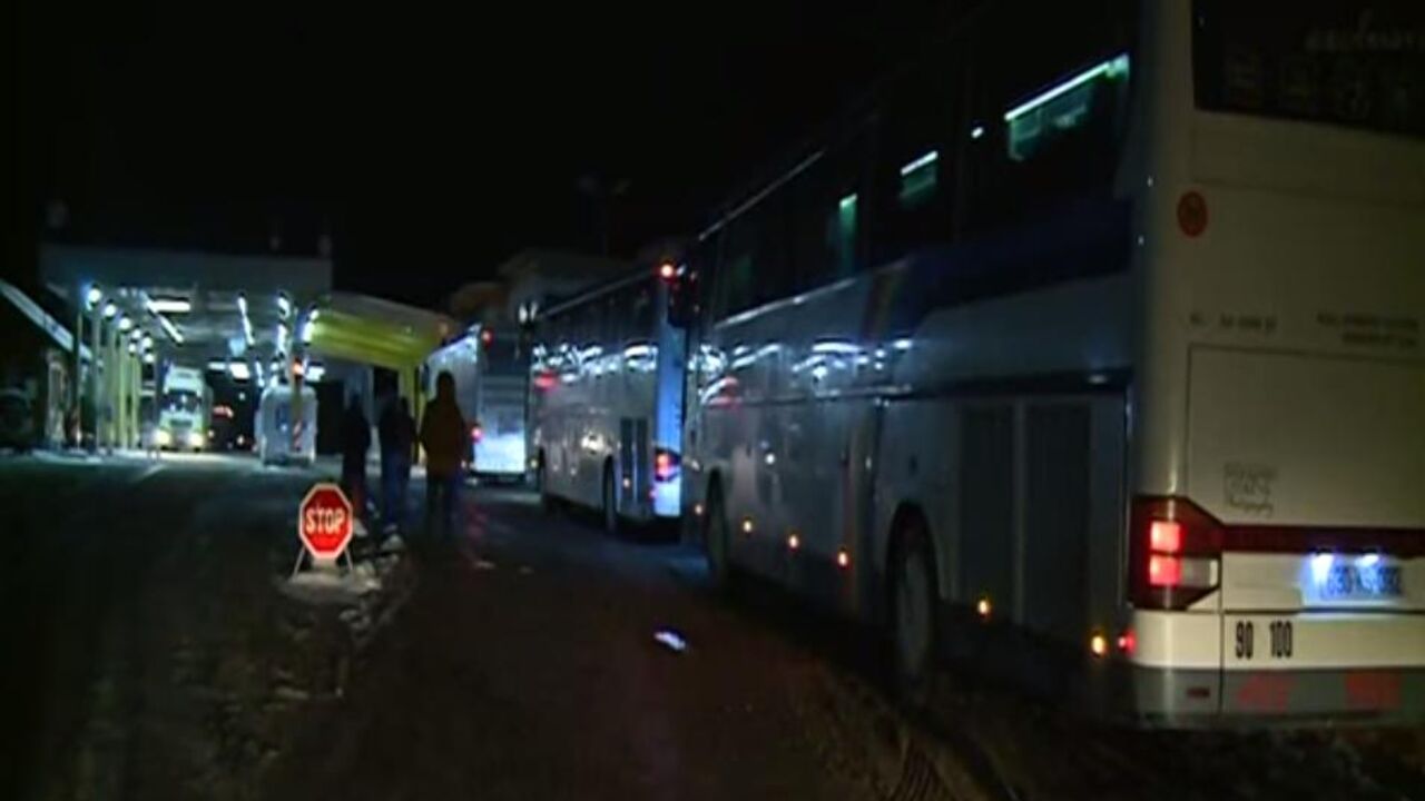Autobusi na Merdarima