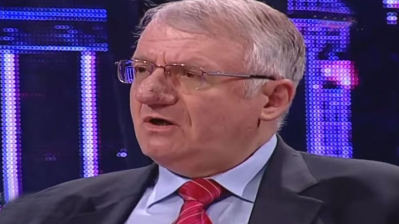Vojislav Šešelj