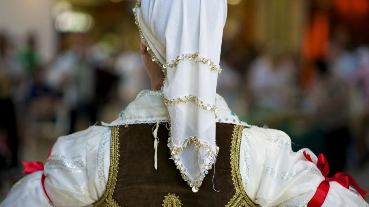 Srpska nošnja