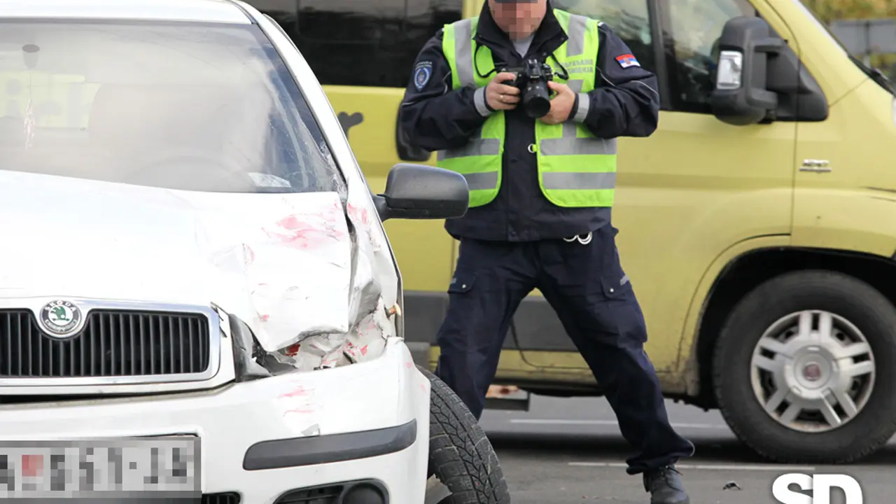 policija