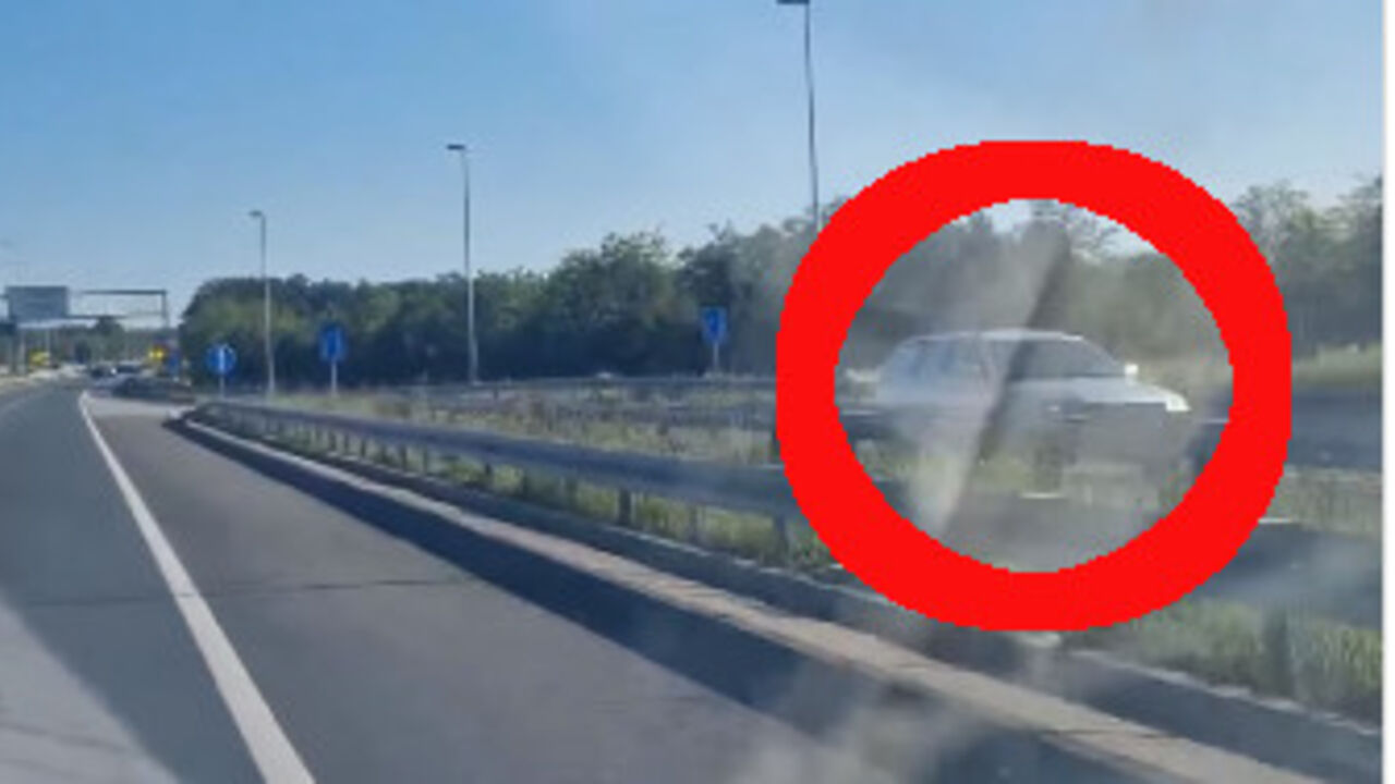 Automobil vozi suprotnom trakom