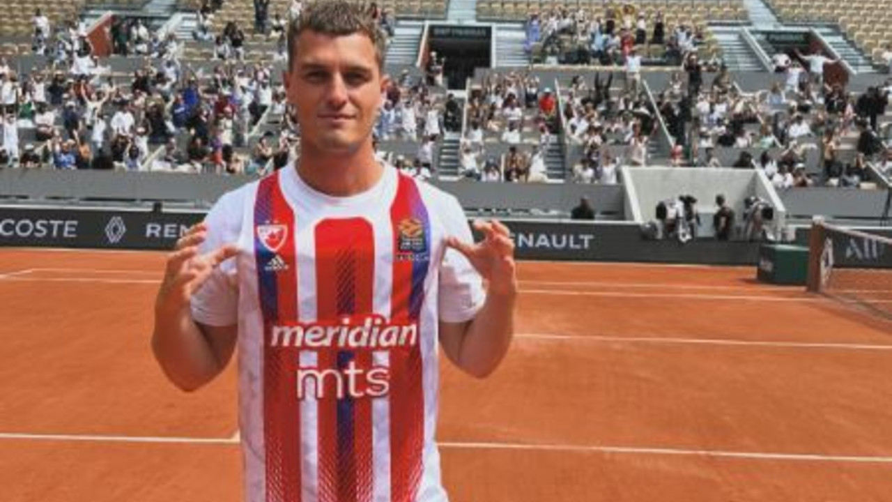 Luka Mladenović