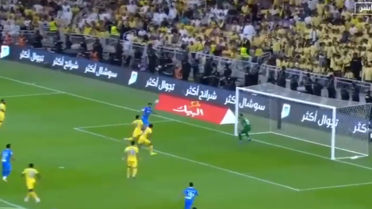 Gol Aleksandra Mitrovića