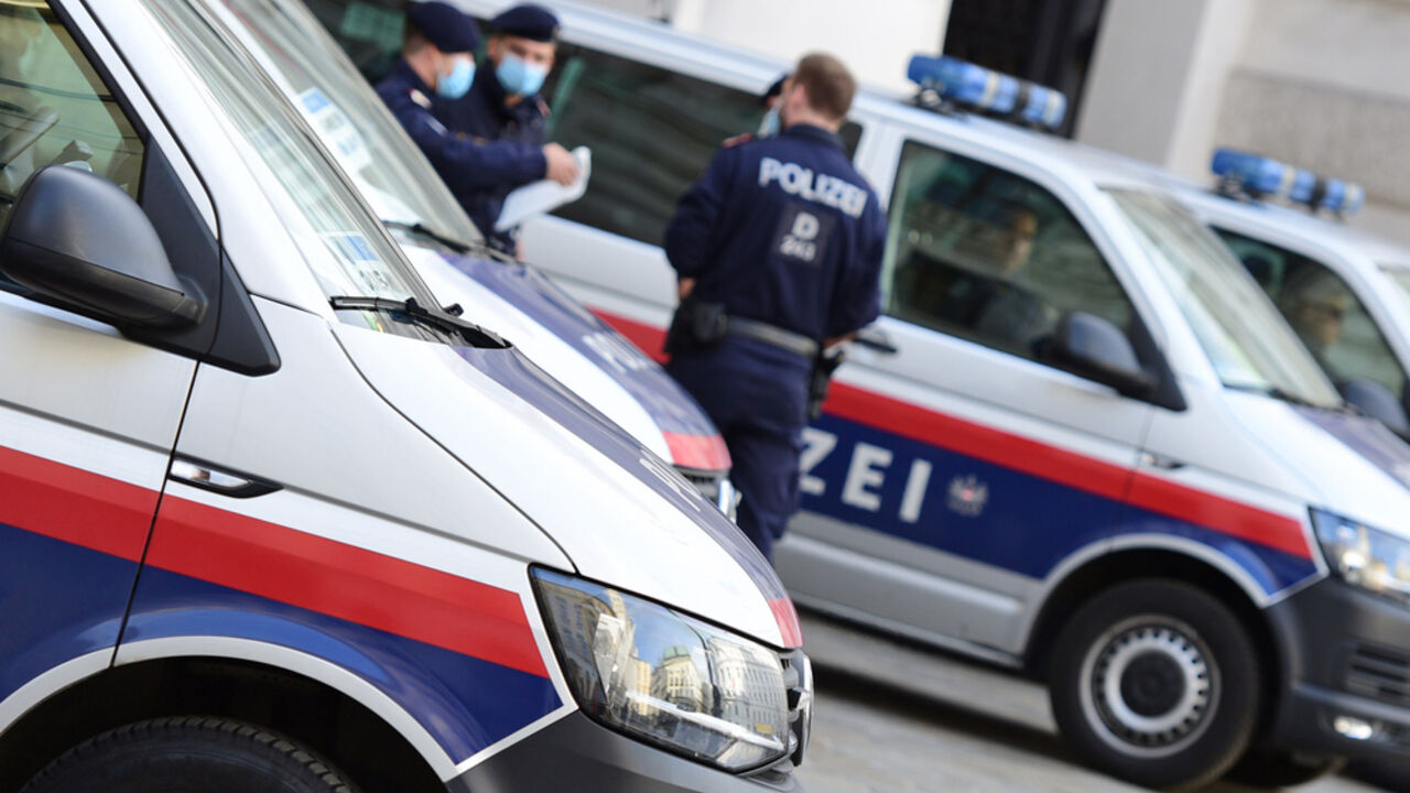 policija