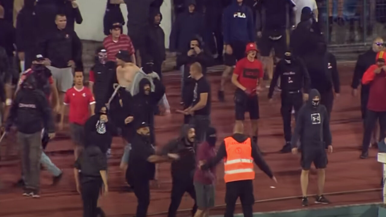 Divljanje navijača CSKA Sofije