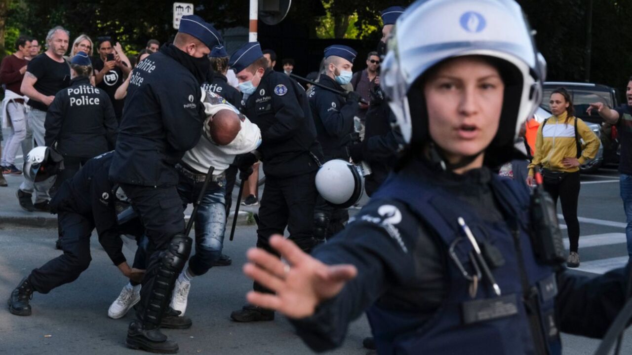 Policija