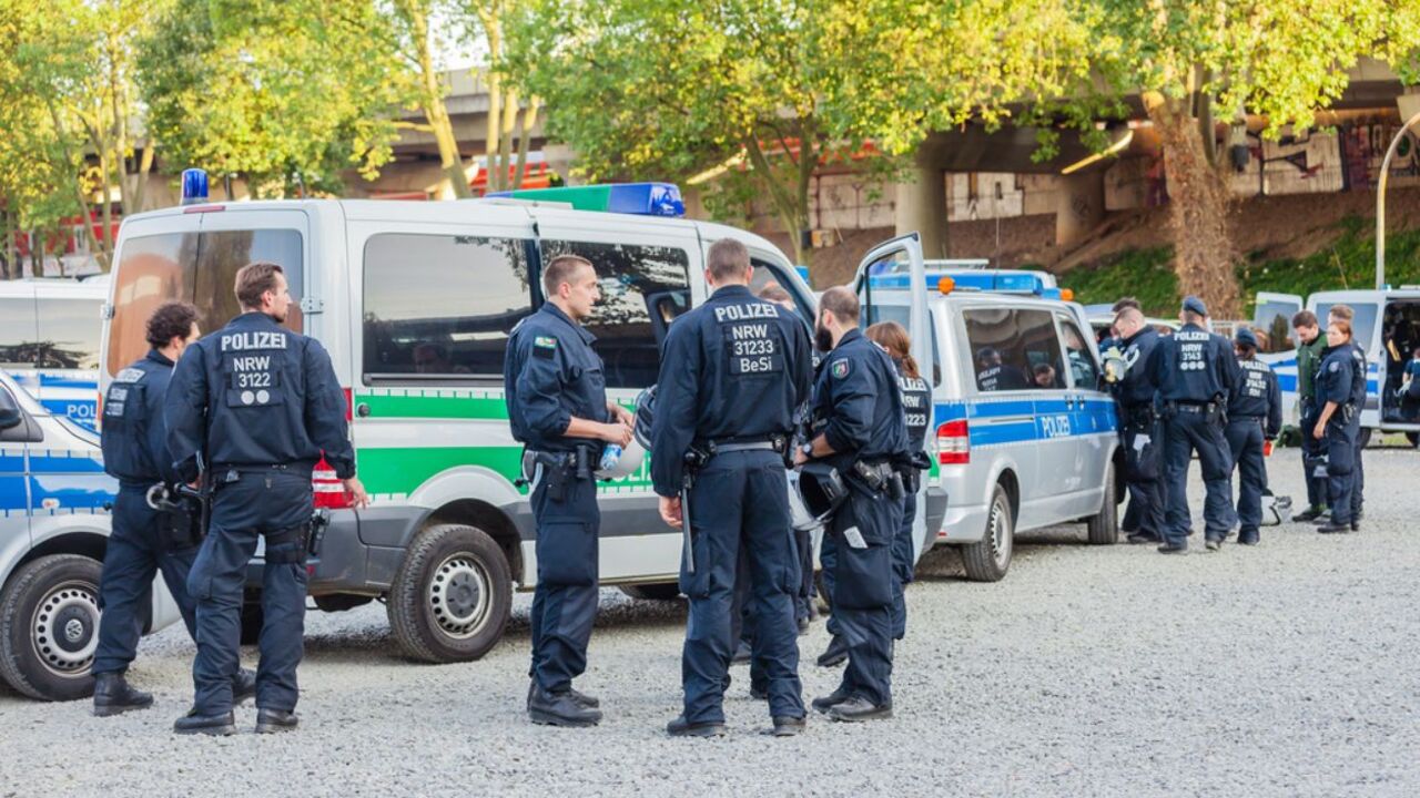 Policija