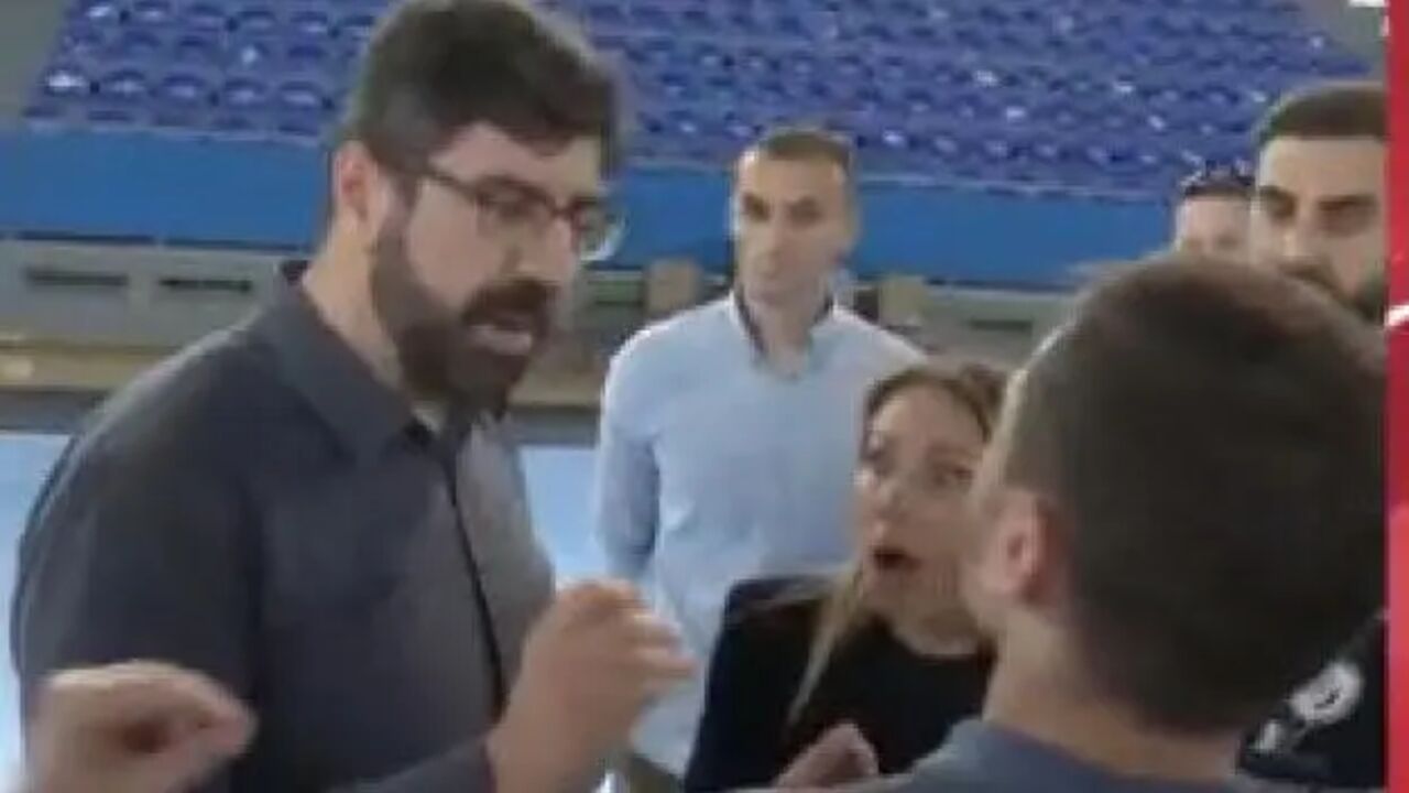 Pretnja SNS aktivistima