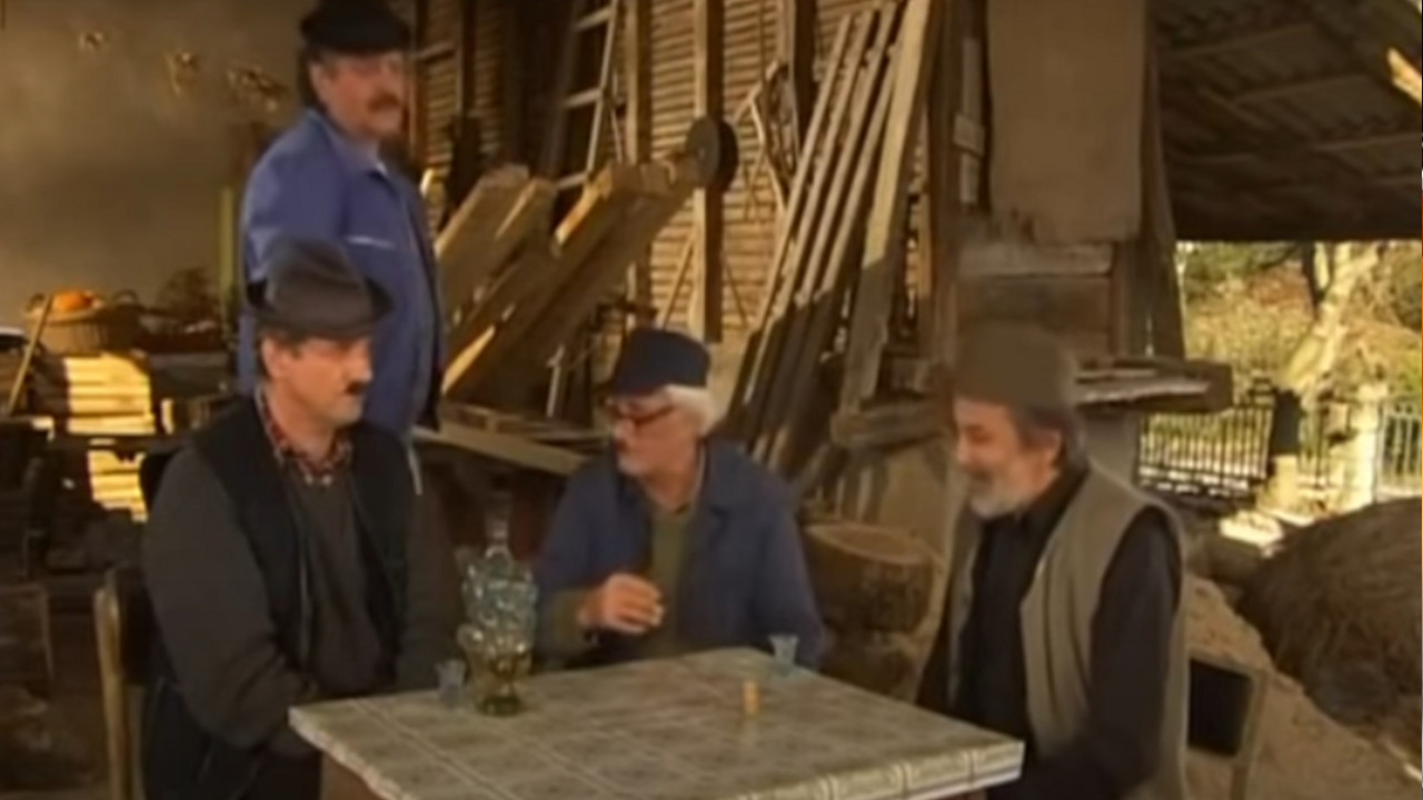 serija "Selo gori, a baba se češlja"