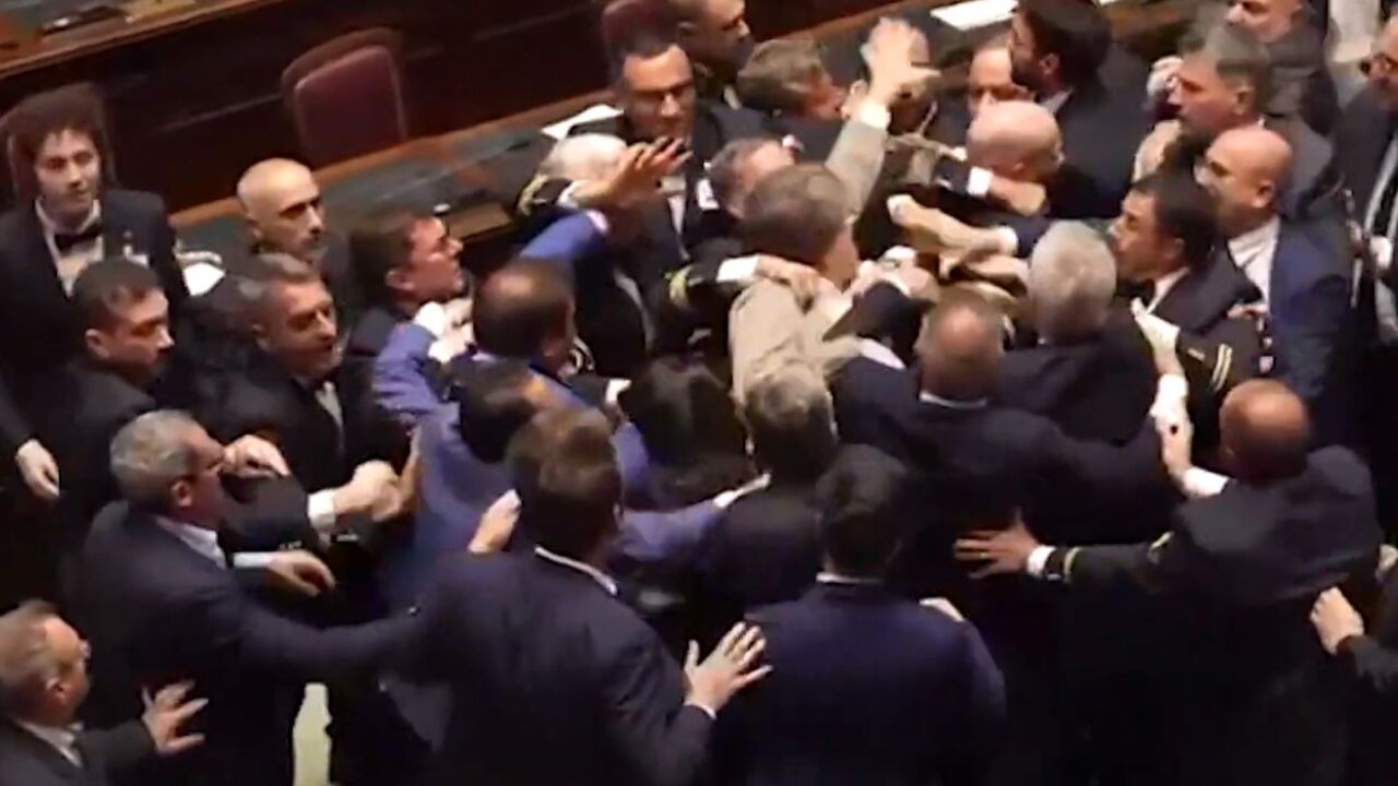 Tuča u italijanskom parlamentu