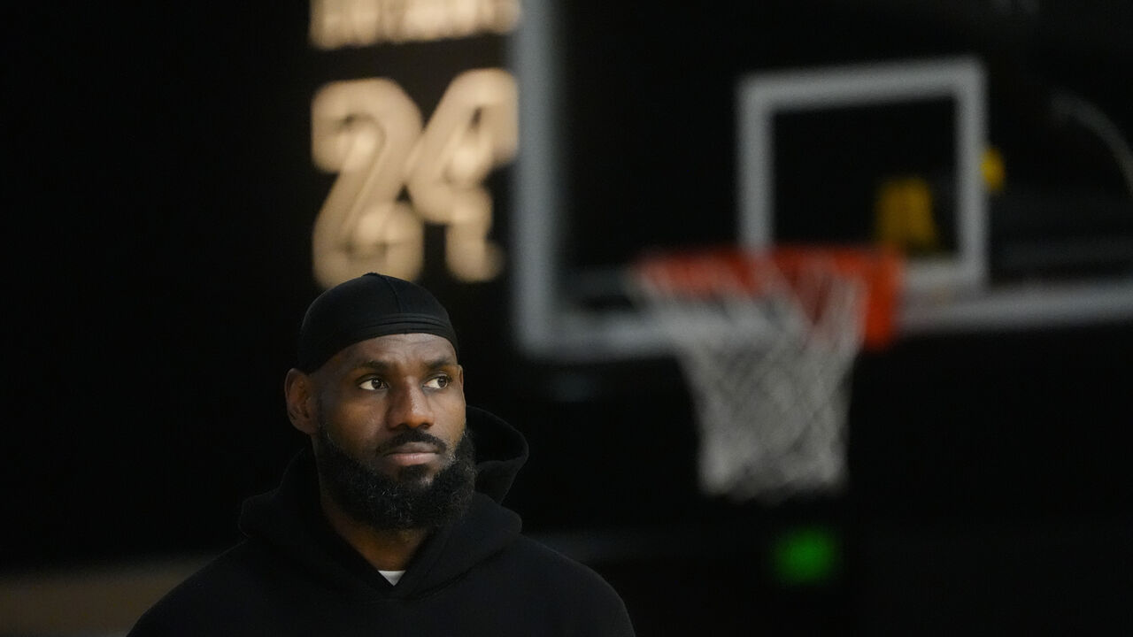 Lebron Džejms