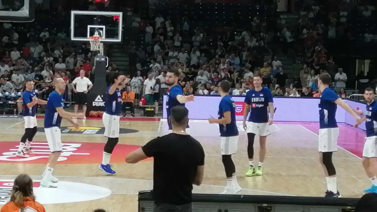 Srpski košarkaši