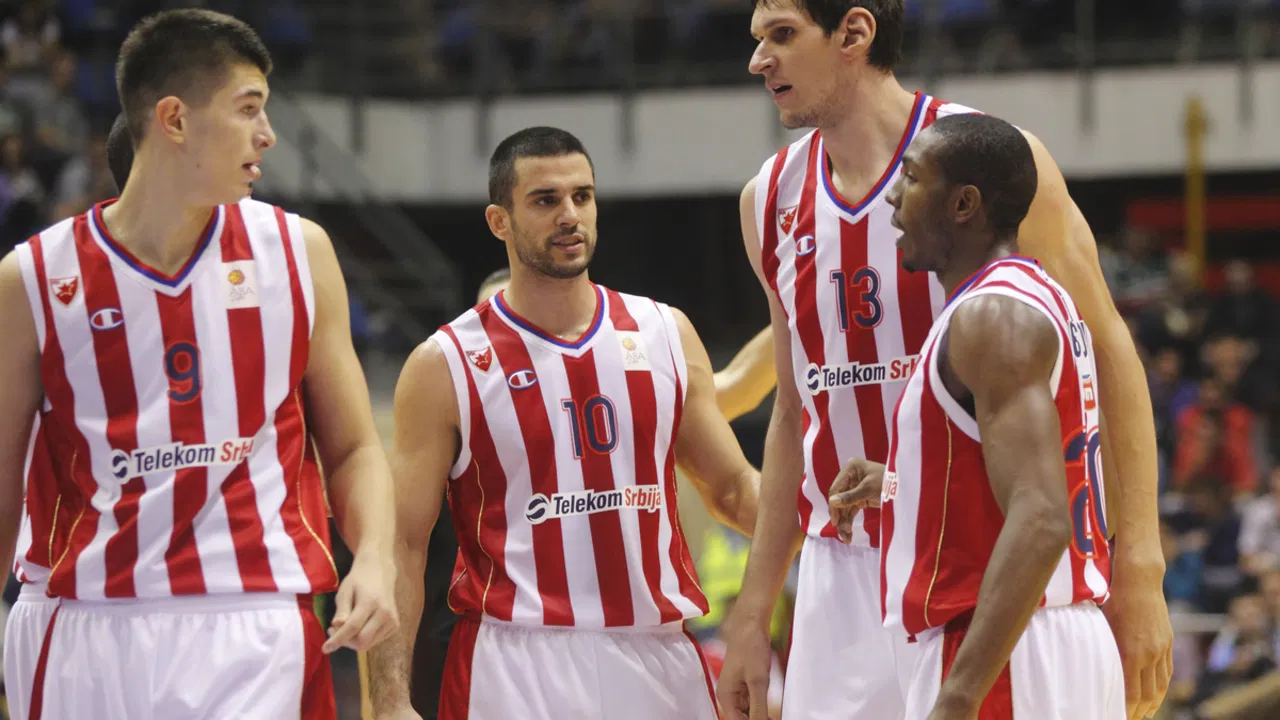 Demarkus Nelson (desno)