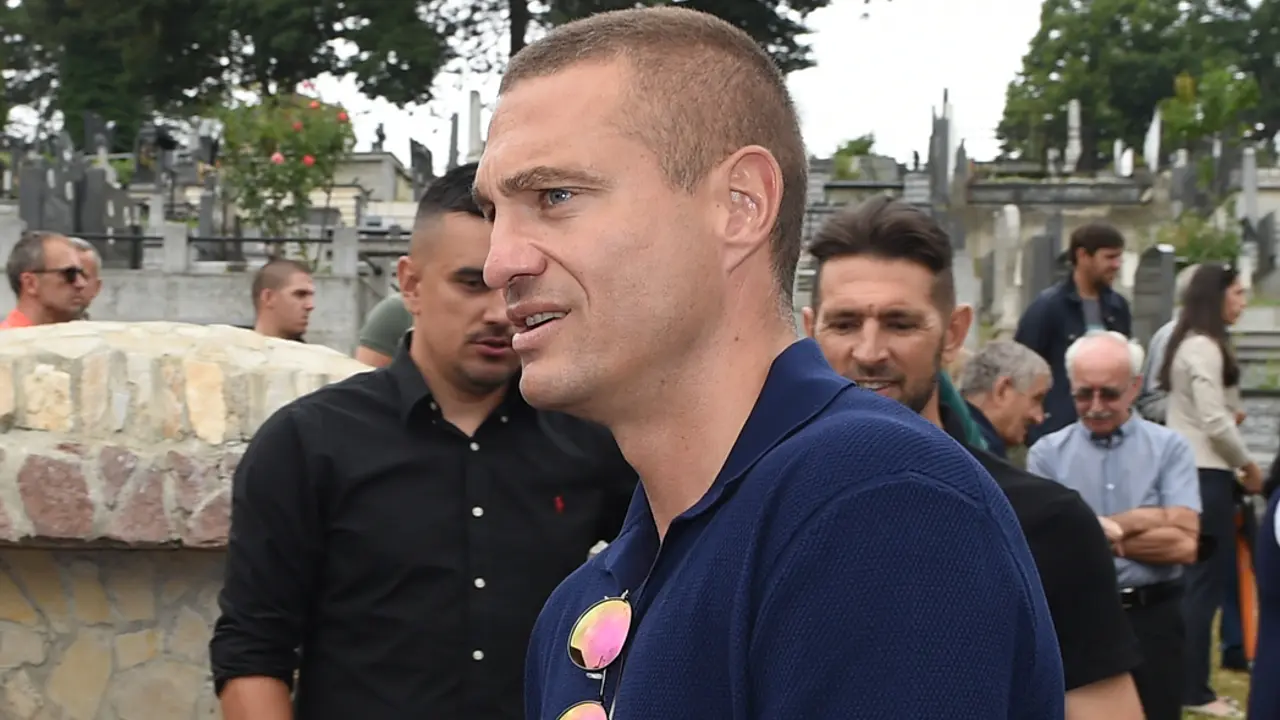 Nemanja Vidić