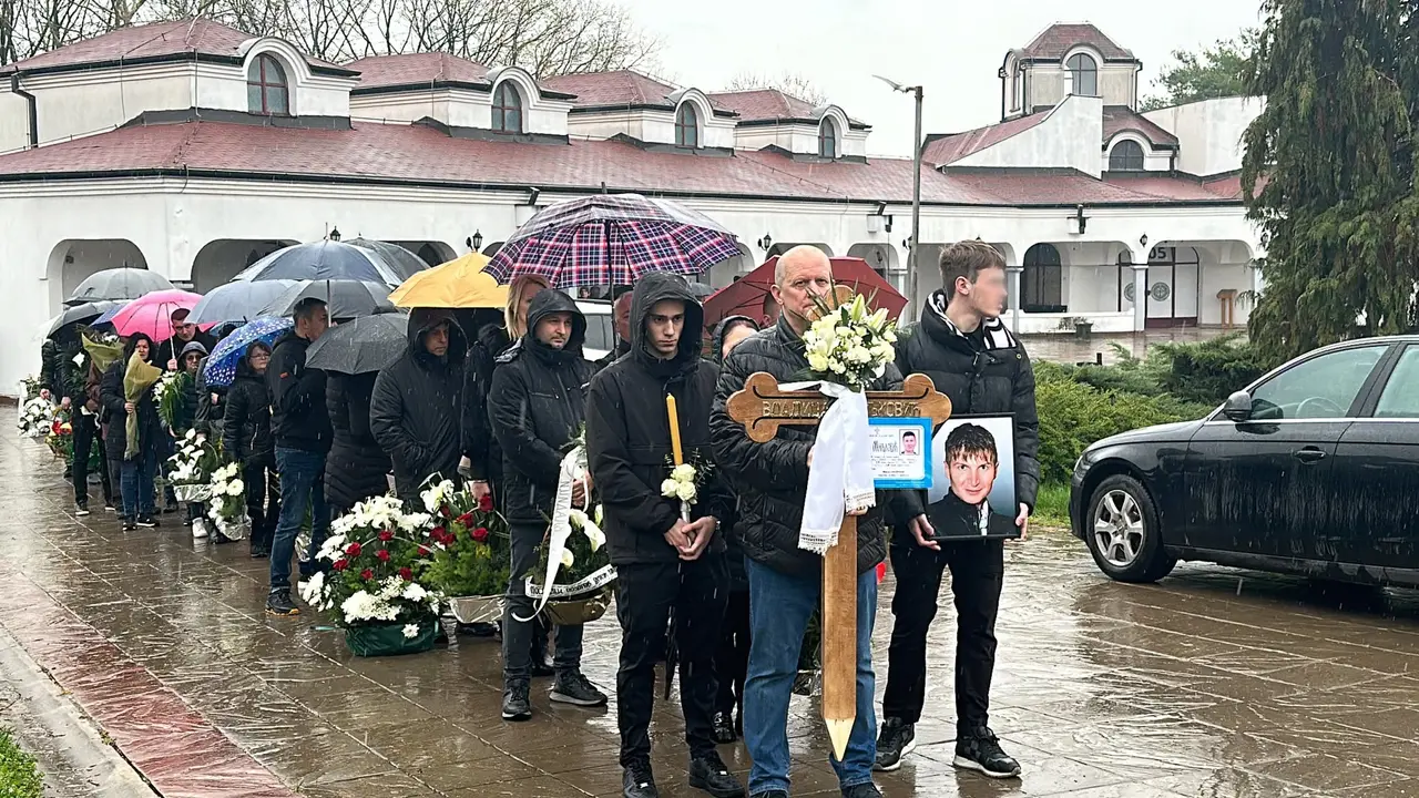 Sahrana brata Viki Miljković