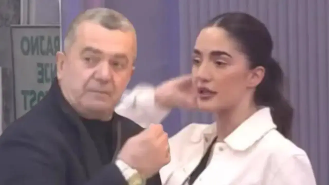 Anđela Đuričić, Veliša Đuričić