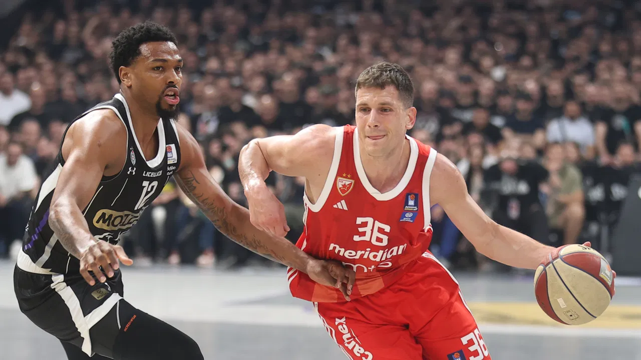 Nemanja Nedović i Sterling Braun
