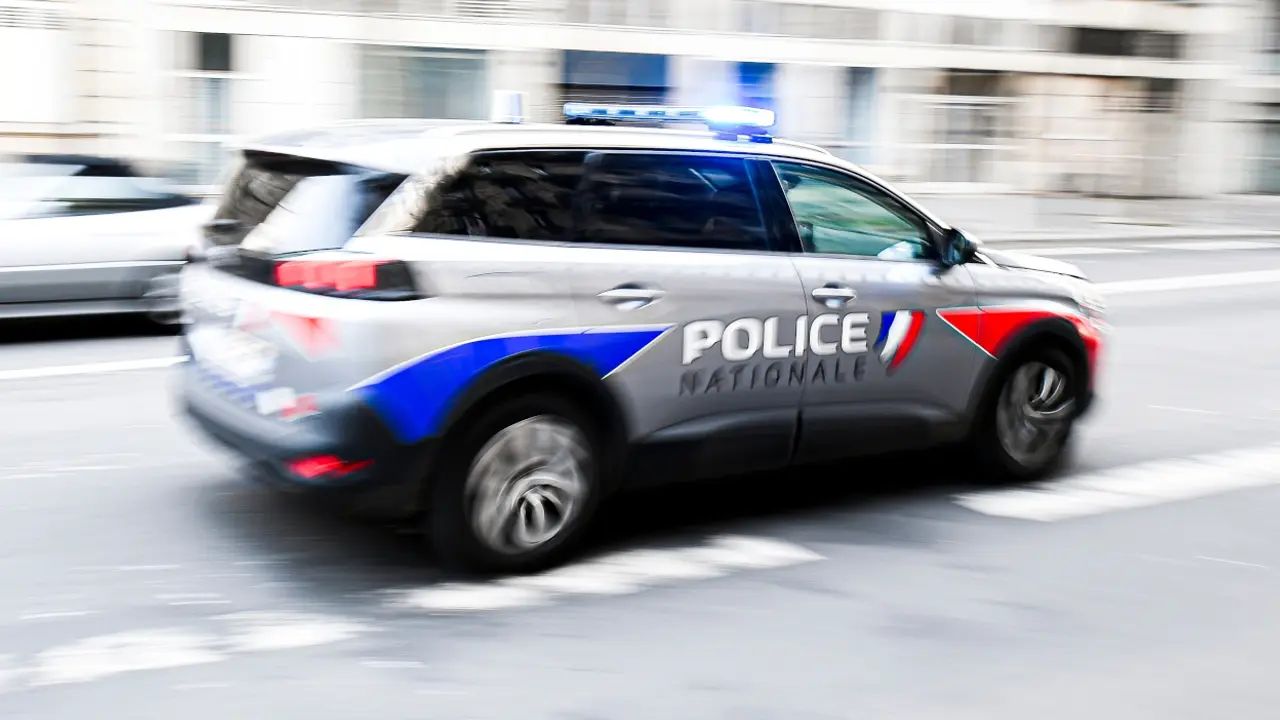 Policija