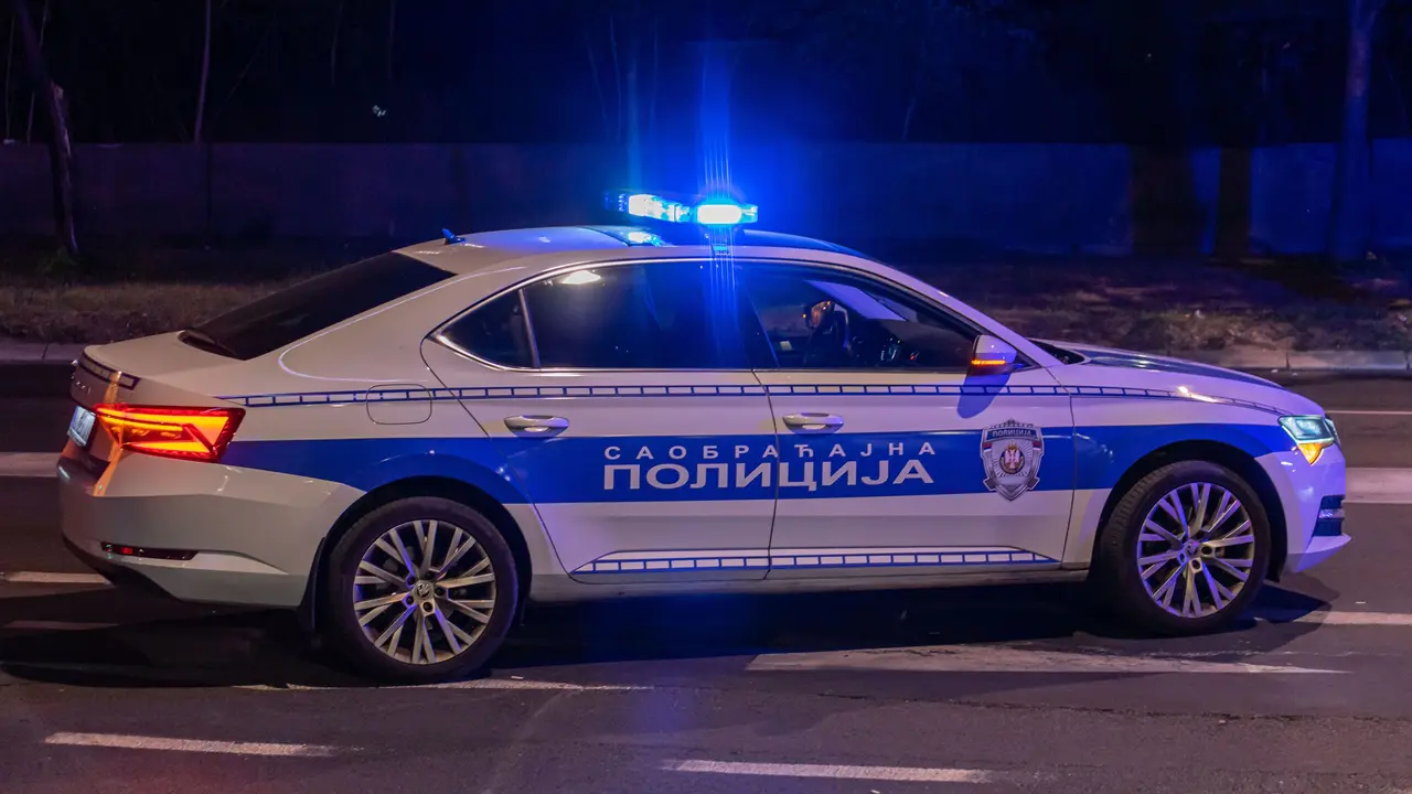 Policija