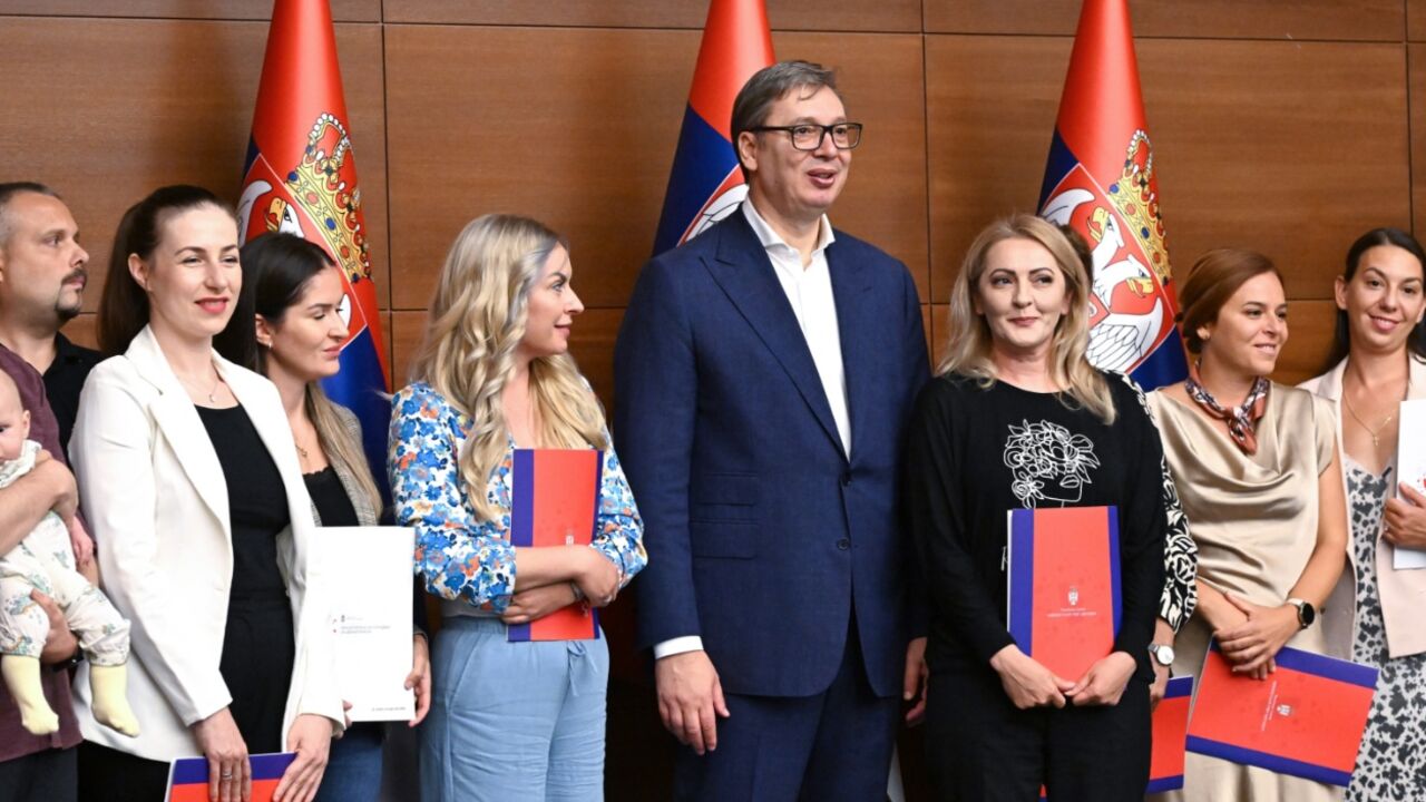 Aleksandar Vučić i zdravstveni radnici
