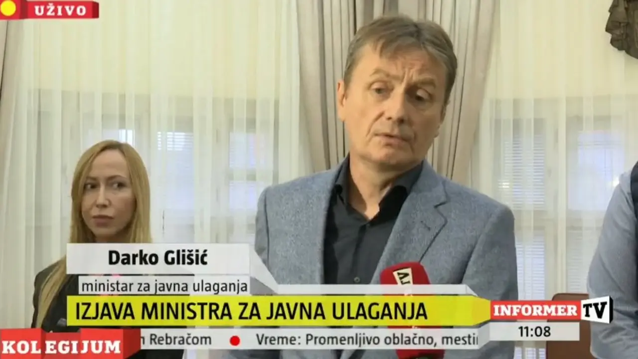 Prvo pojavljivanje minsitra Glišića