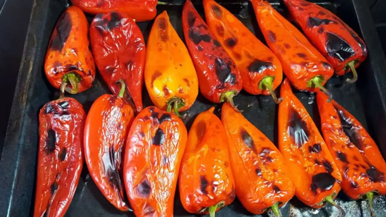 Guljenje kožice sa paprike za ajvar