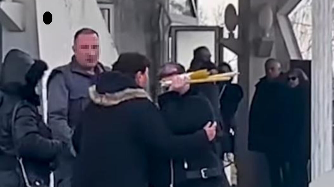 Jovana Tomić Matora na sahrani majke Ane