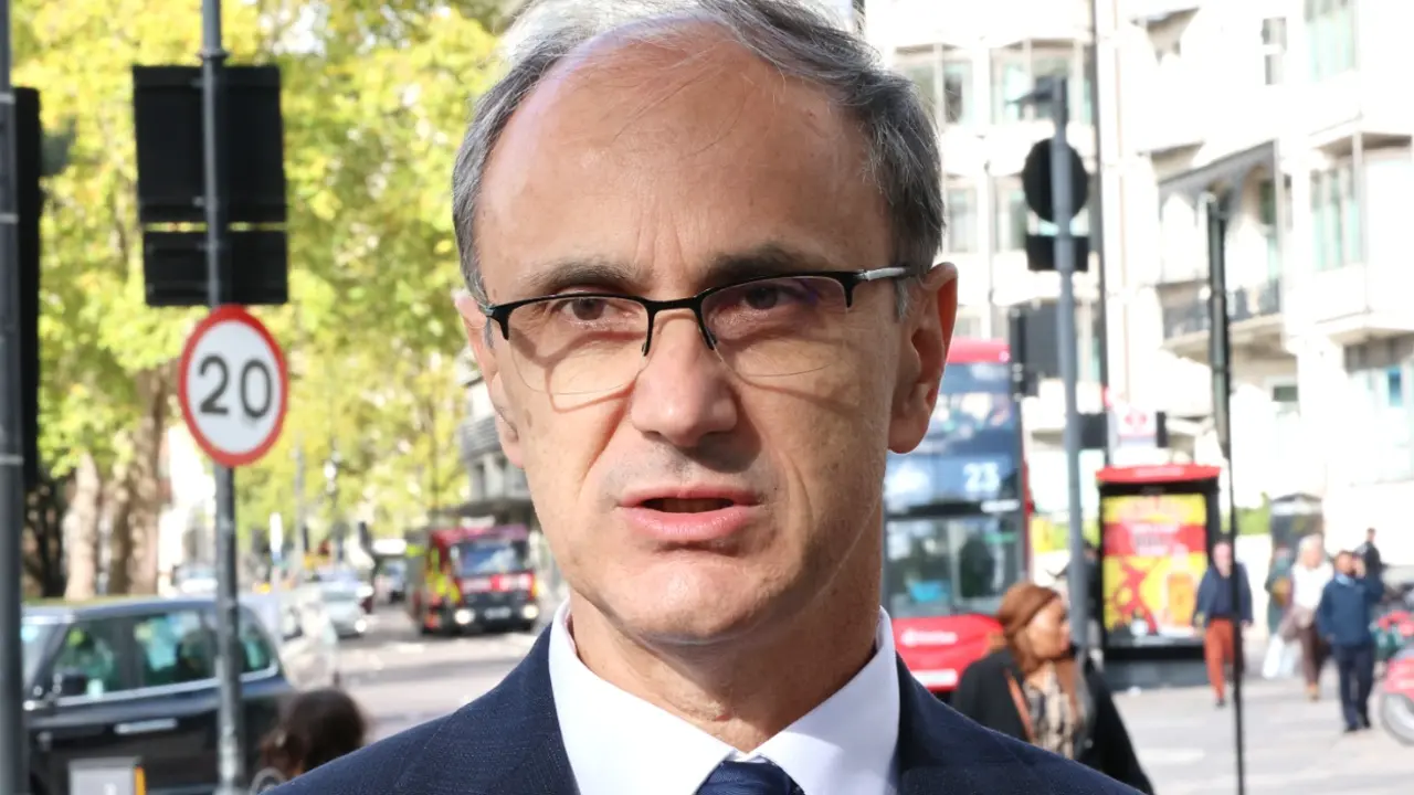Premijer Macut