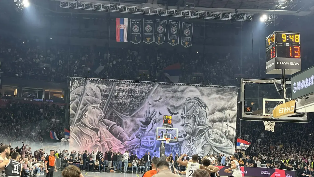 Koreografija navijača Partizana