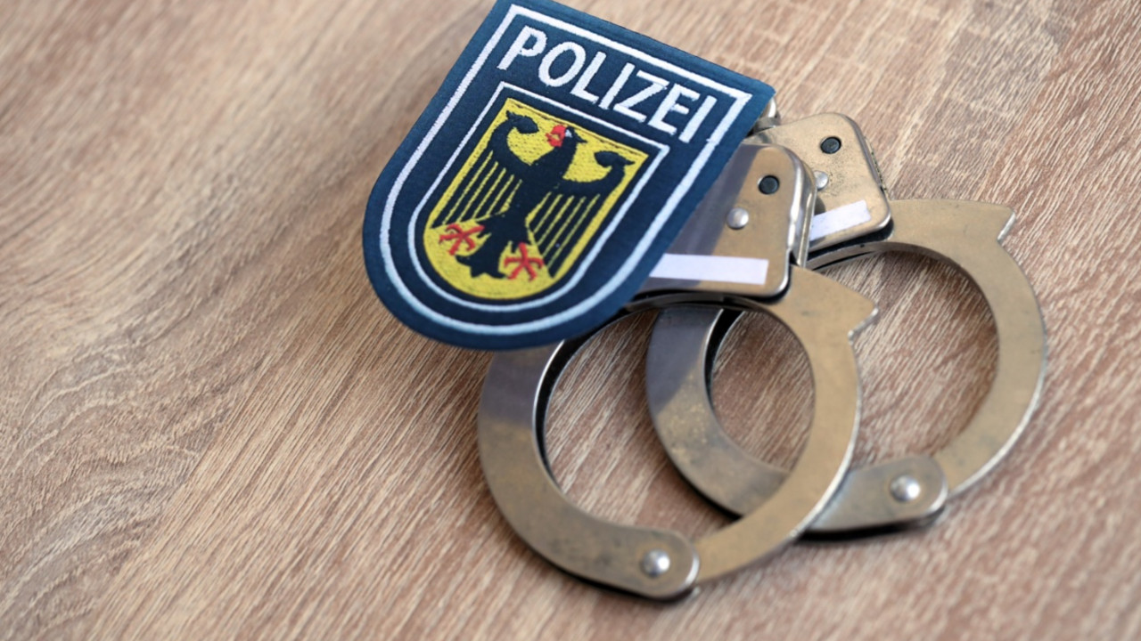 Policija