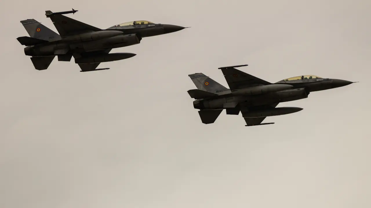 F-16