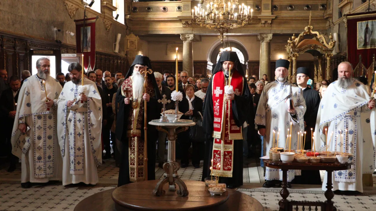 Održana liturgija i parastos u Novom Sadu