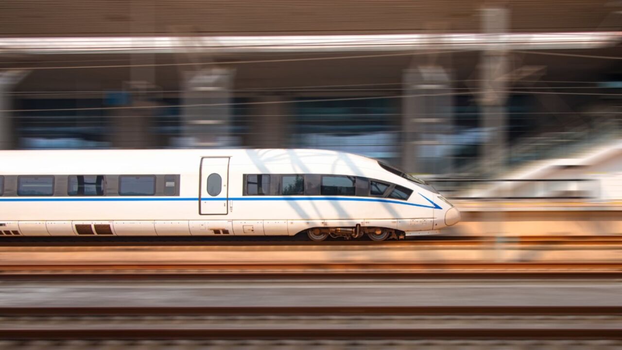 Napravljen novi btzi voz, voziće i do 400km/h