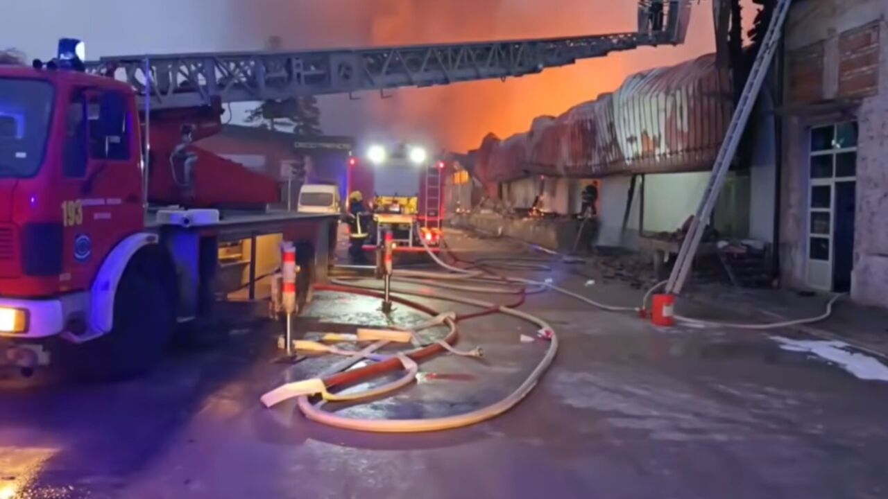 Požar u fabrici u Novom Pazaru
