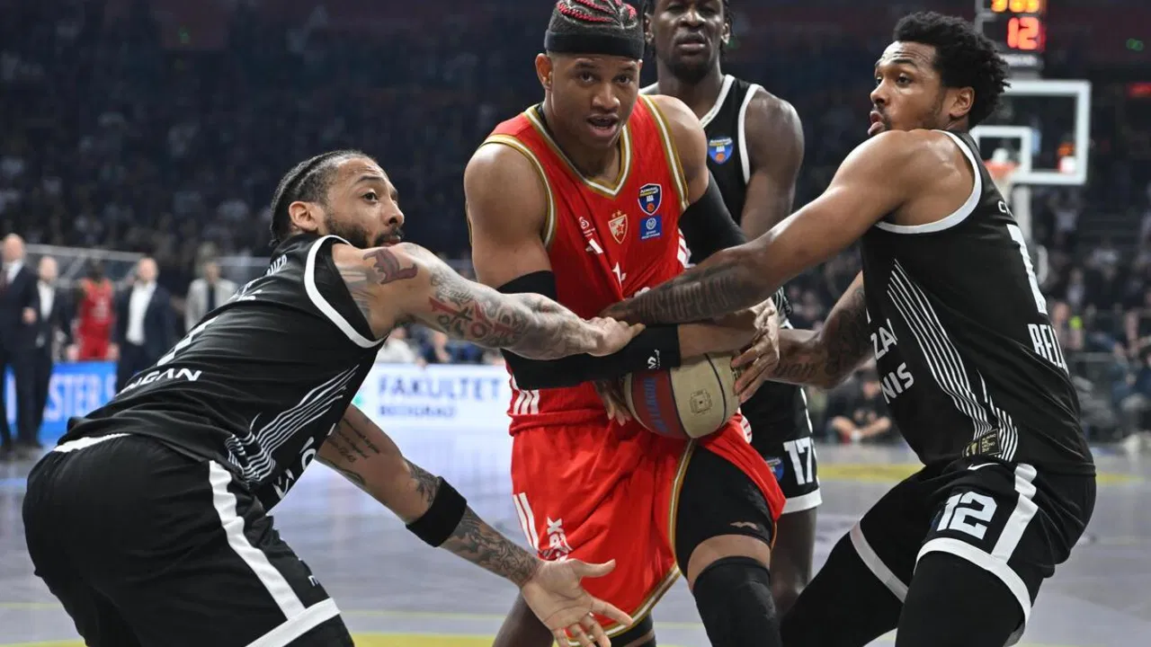 Karlik Džons i Hasijel Rivero