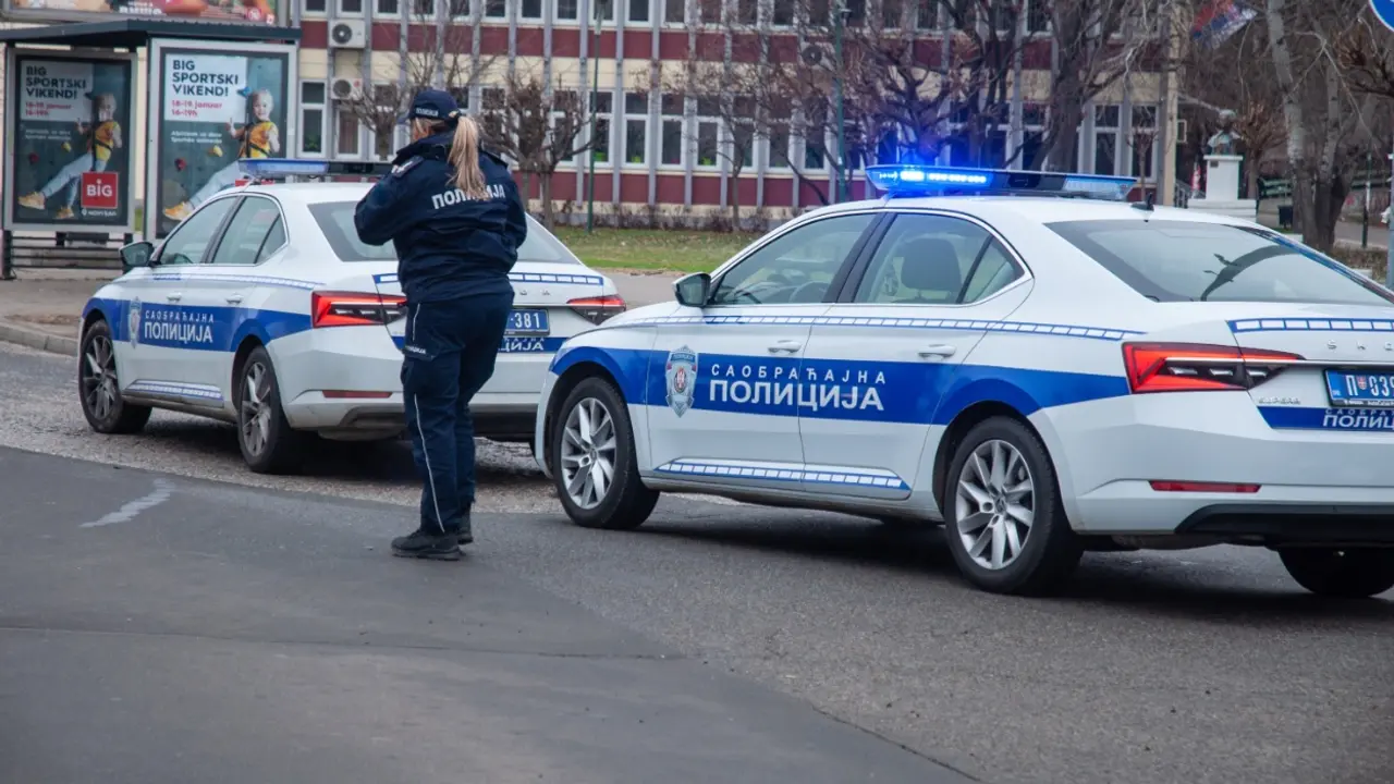 Policija