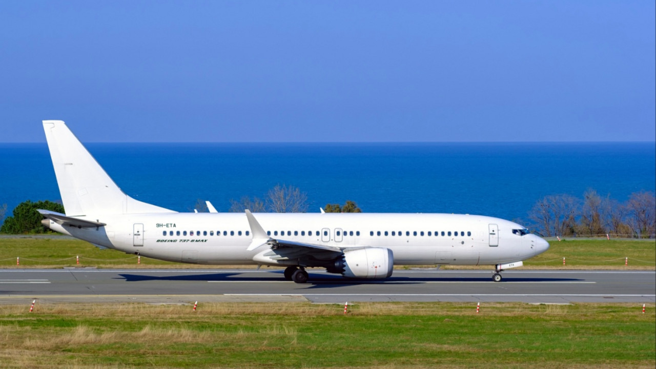 Avion