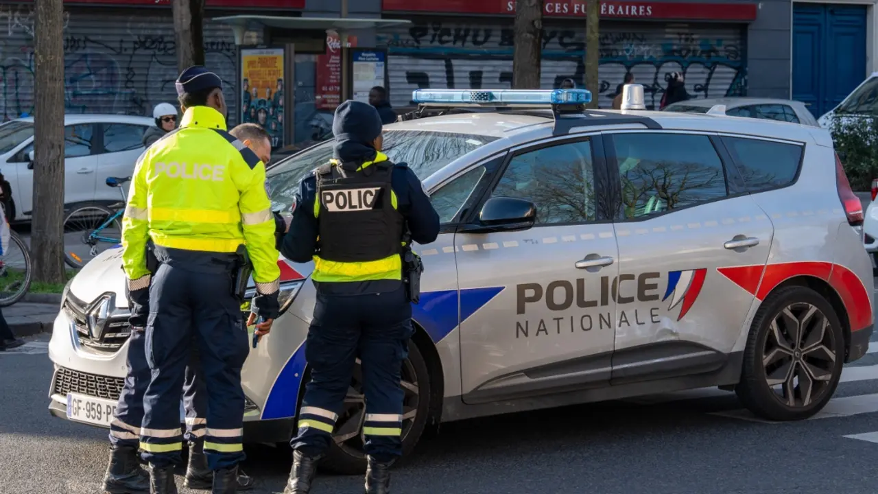 Policija 