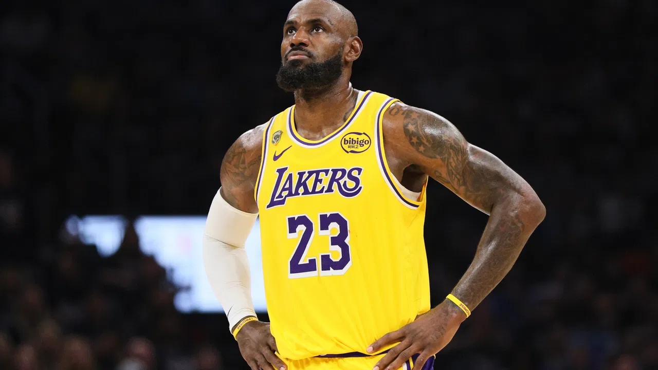 Lebron Džejms