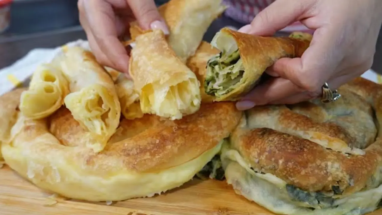 Razvlačenje domaćih kora za pitu