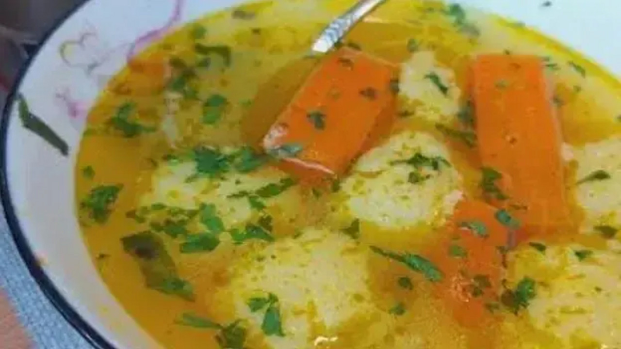Bakin recept za supu sa knedlama