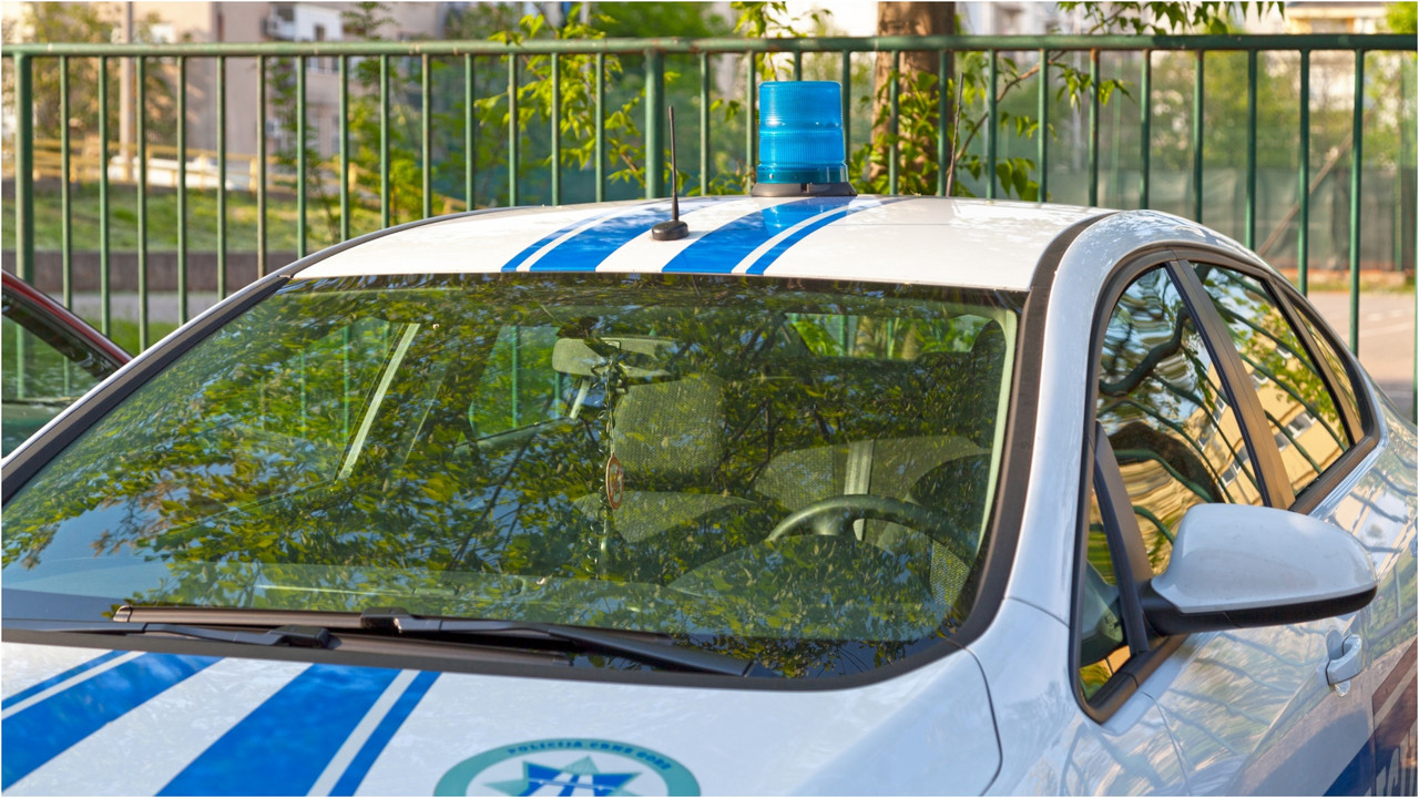 Policija