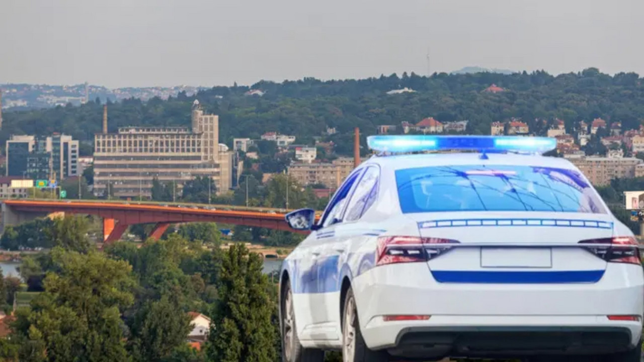 policija