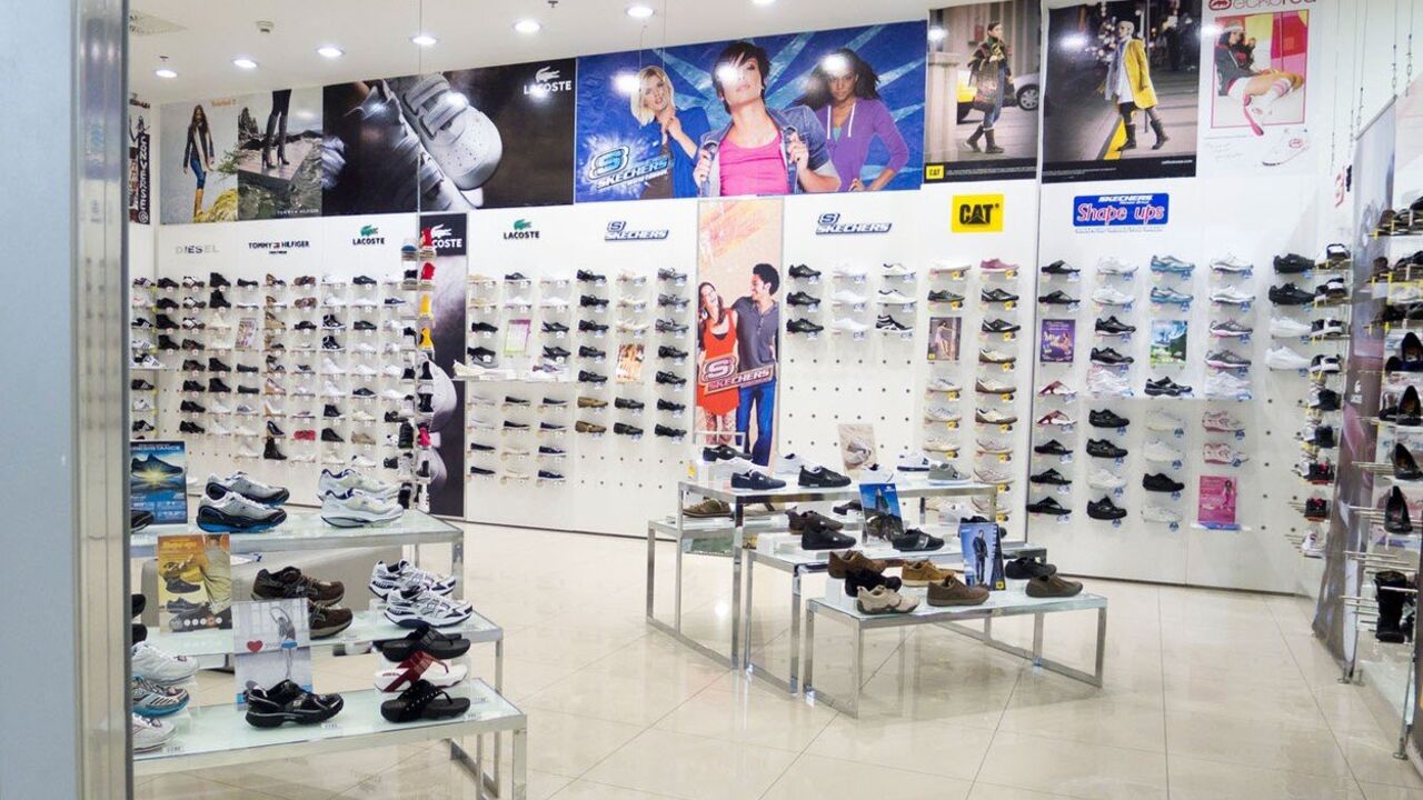 Butik  obuće, Prodavnica obuće, patike