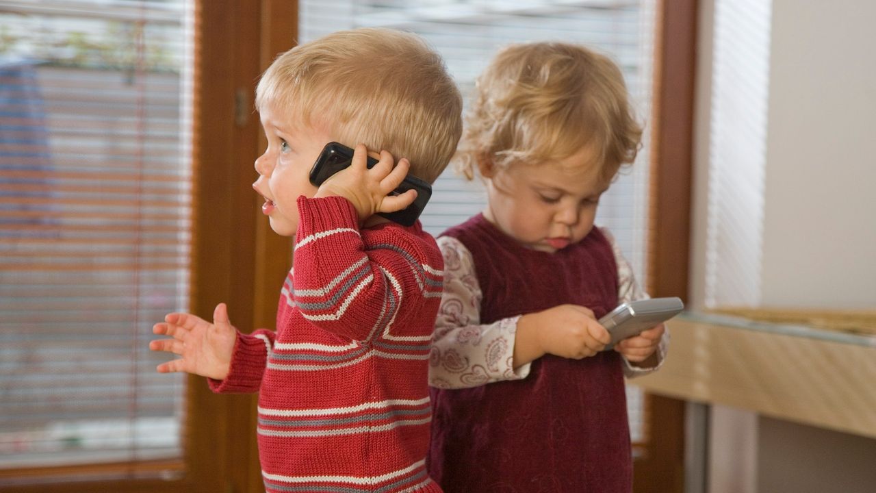 deca sa telefonom