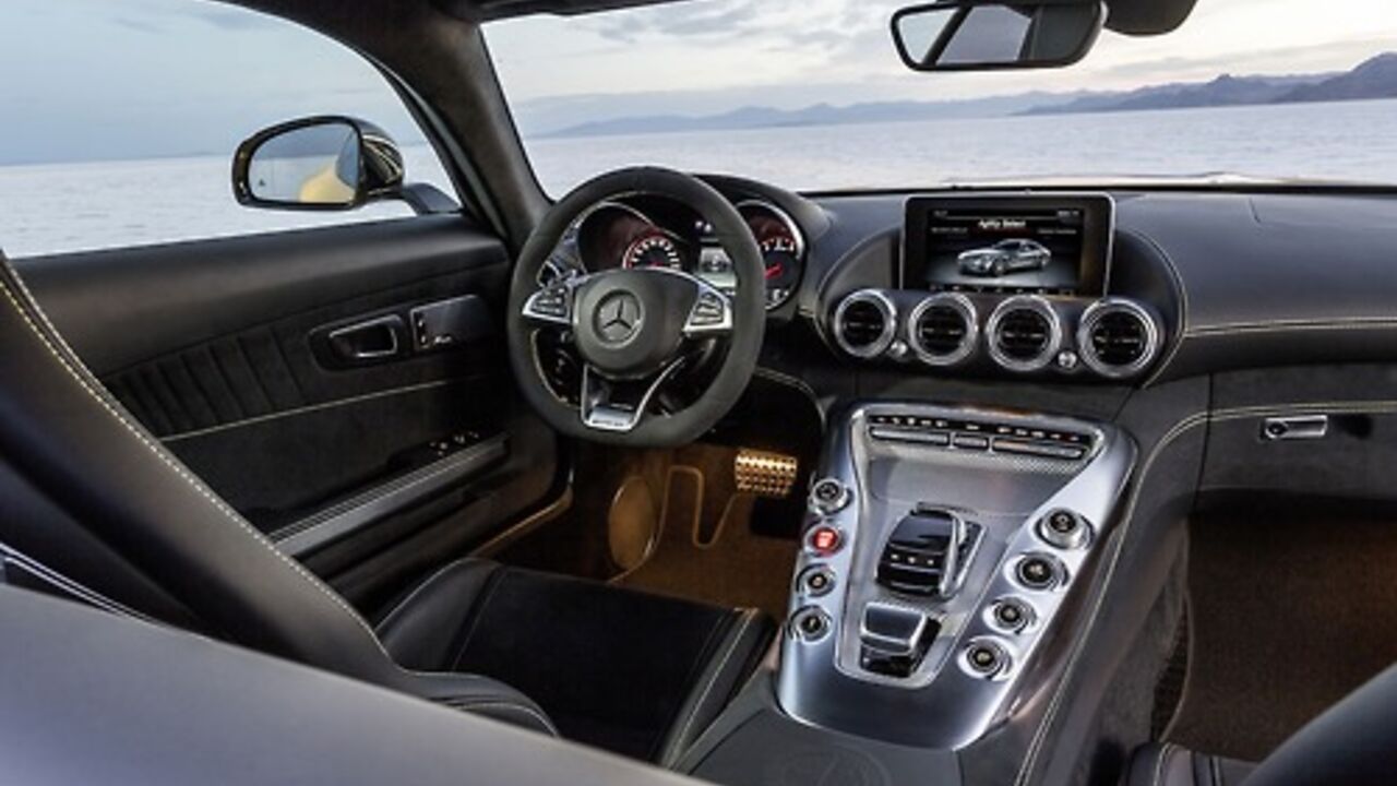 Unutrašnjost Mercedesa AMG GT