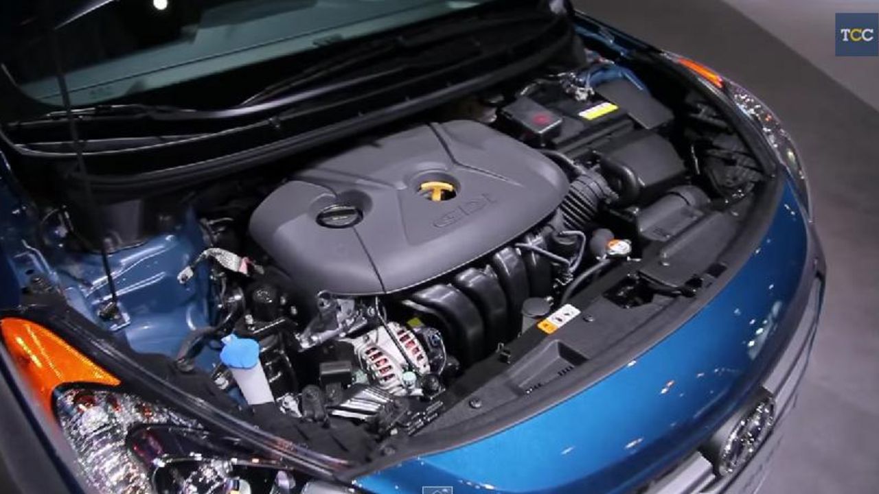 Hyundai Elantra GT 2016, motor