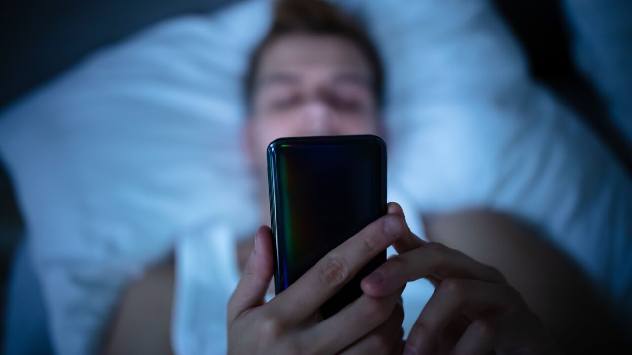 mobilni telefon