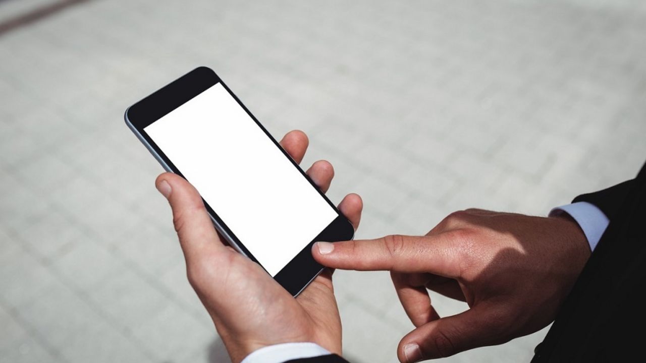 mobilni telefon